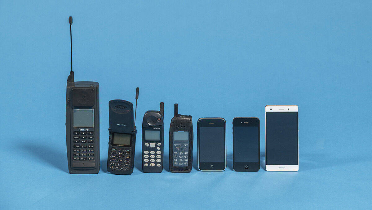 Vom Motorola bis zum iPhone – das Smartphone-Museum erzählt Geschichte(n) aus 25 Jahren.