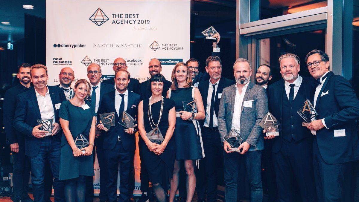 Bereits zum zweiten Mal wurde der Preis The Best Agency in Hamburg vergeben. Großer Gewinner des Abends ist die Agentur Kolle Rebbe.