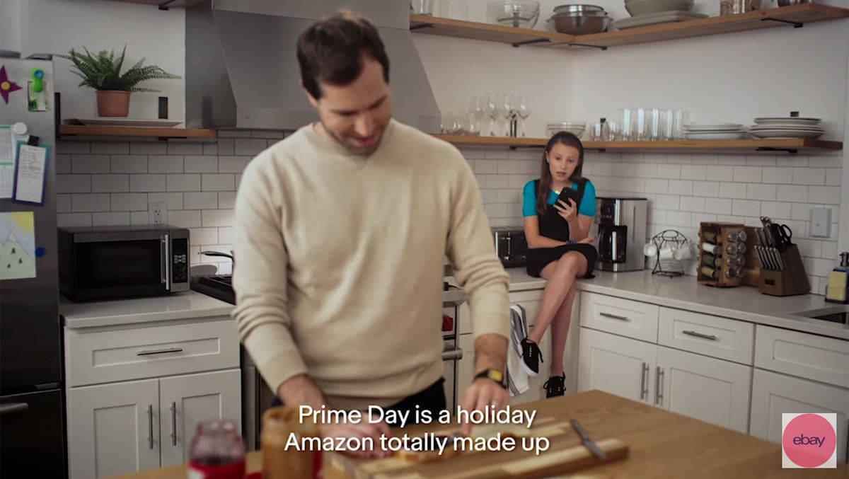 Alexa zerpflückt Amazons Prime Day: Spot von Ebay.