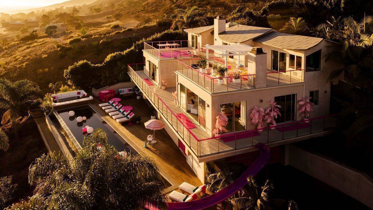Wohnen wie Barbie in Malibu: Airbnb bietet die Villa für einen kurzen Zeitraum an.