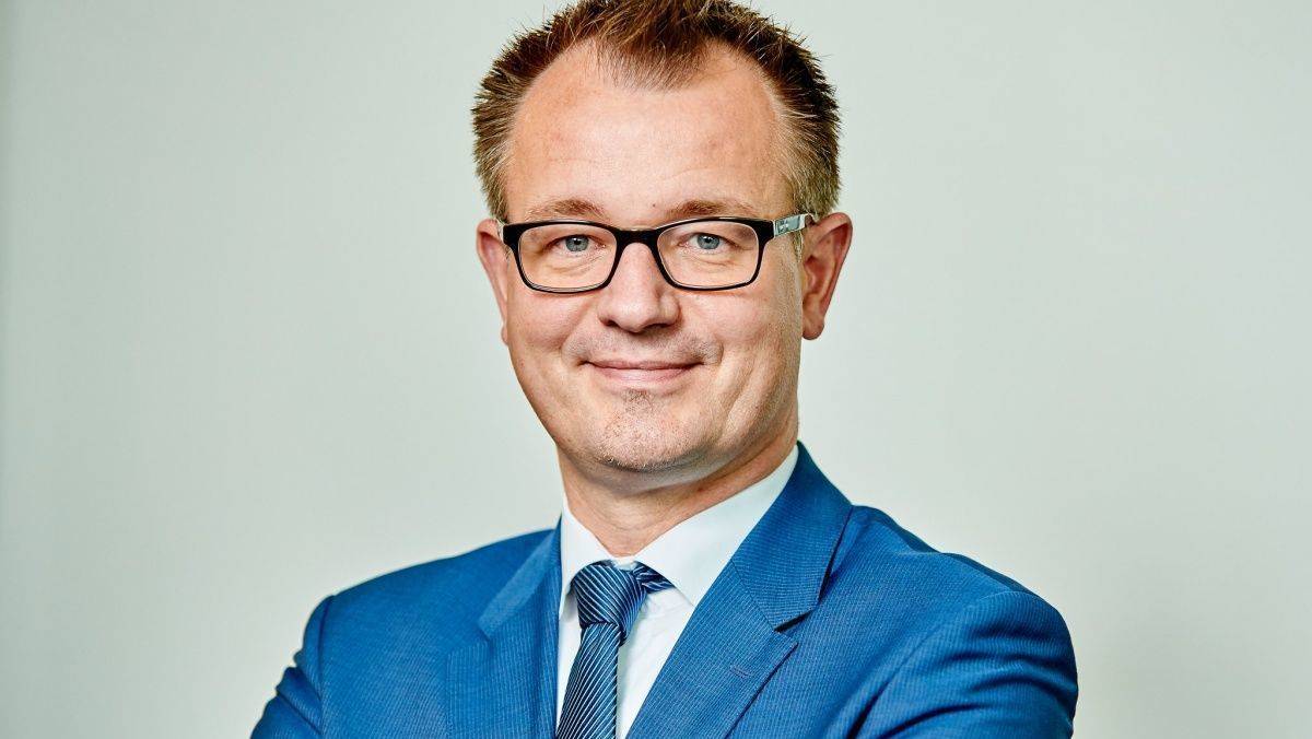 Ralf Hengels, Vorstand Personal Nestlé Deutschland, fördert bei seinen Mitarbeitern die Vereinbarkeit von Beruf und Familie.