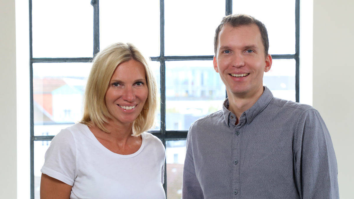 Eva Messerschmidt und Tim Adler werden künftig gemeinsam die Ideenschmiede Innovation Lab Greenhouse leiten.