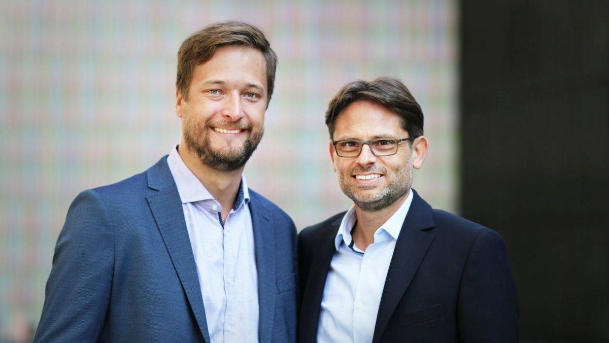 Die zwei Wake Word-Gründer Sven Rühlicke und Ruben Schulze-Fröhlich