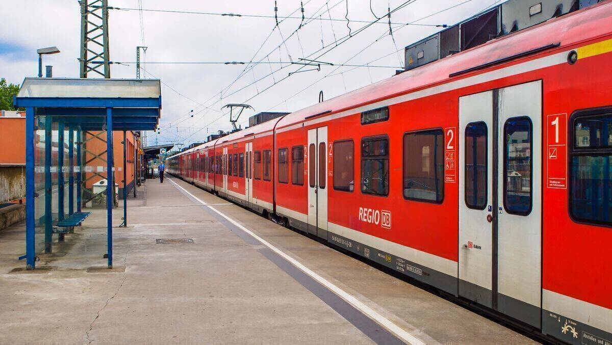 In den Zügen von DB Regio ist ab sofort das Podcast-Angebot von Audio Now zu hören.