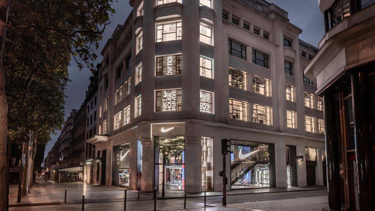 Am besten Standort in Paris eröffnet Nike heute Europas erstes House of Innovation. 